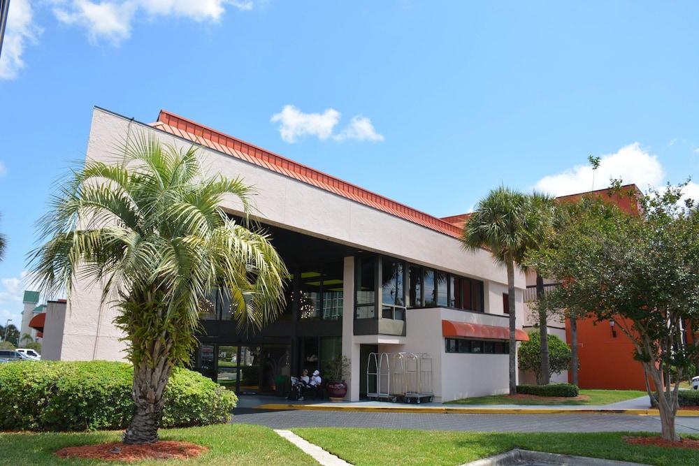 Grand Hotel Orlando At Universal Blvd - Shuttle To Theme Parks Екстер'єр фото